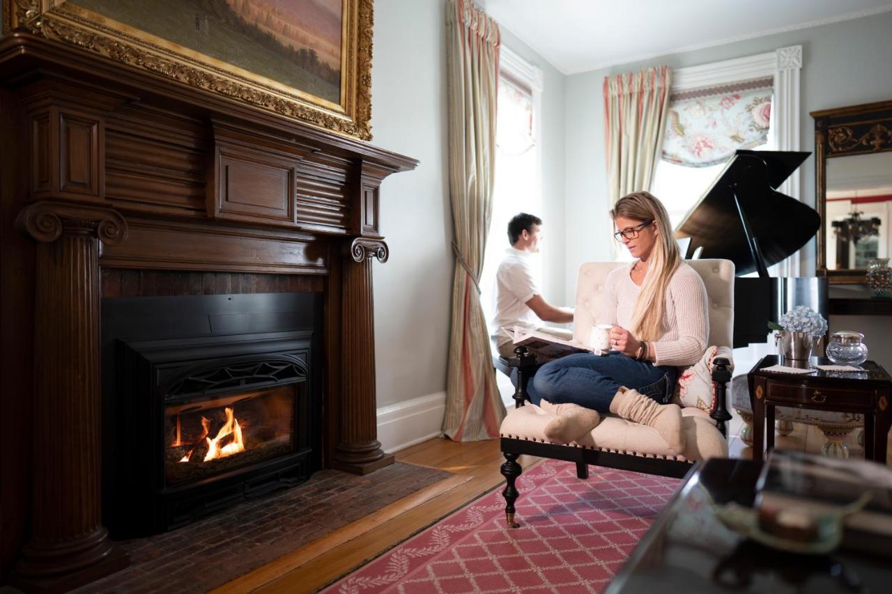 34 State "Historic Luxury Suites" スカニースルズ エクステリア 写真