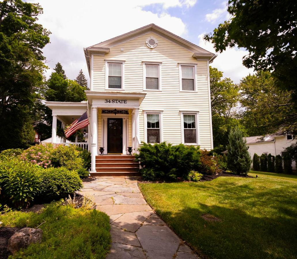 34 State "Historic Luxury Suites" スカニースルズ エクステリア 写真